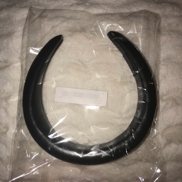 Faux leather headband - Picture 2 of 5